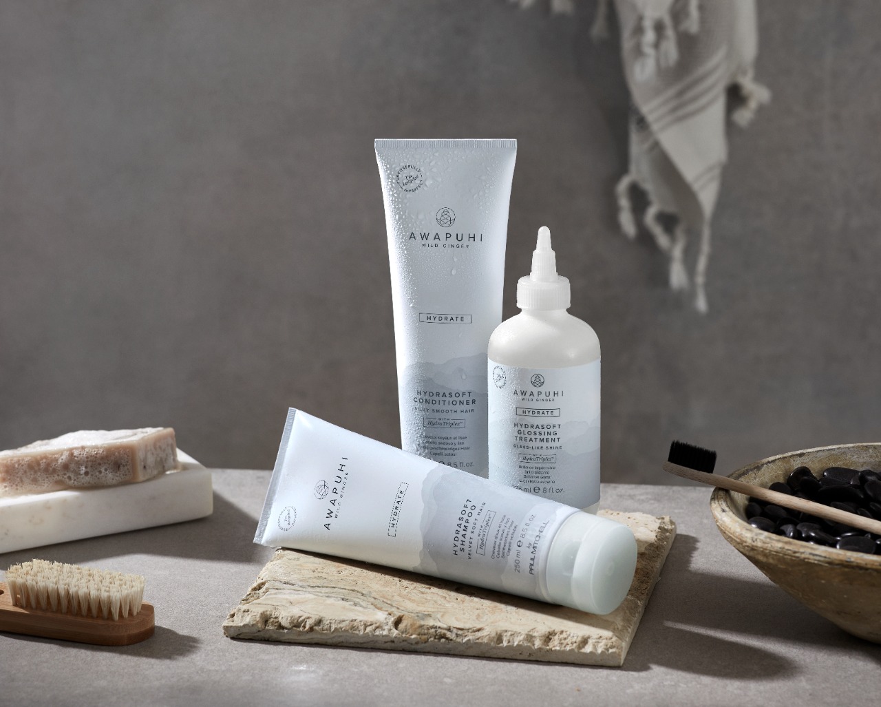 ���� ���� ����  ��������� AWAPUHI HYDRASOFT ����� ���� ��� ����� 250 �"� + ���� �����  Wild Ginger Hydrasoft  ��� ���� �����  ��� ����� 250 �"� + 